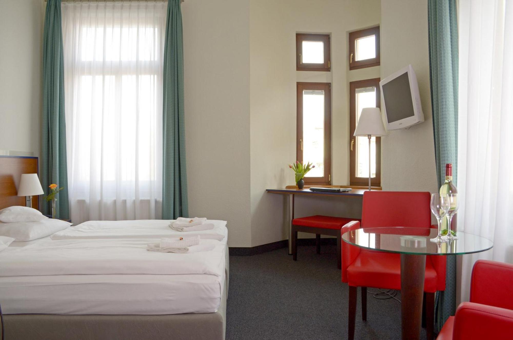 Hotel & Apartments Fuerstenhof Am Bauhaus Weimar  Esterno foto